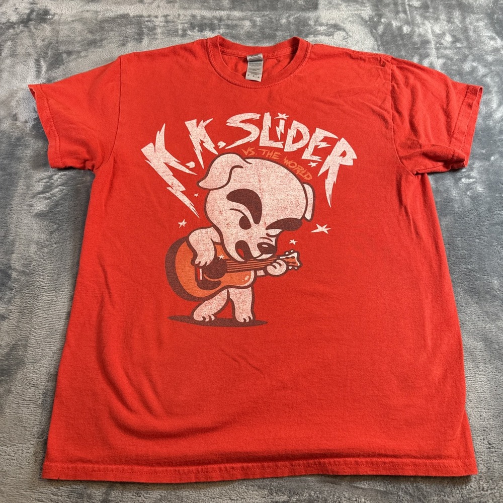 Gildan Animal Crossing K.K. Slider Vs The World Graphic T-Shirt Mens Medium Red